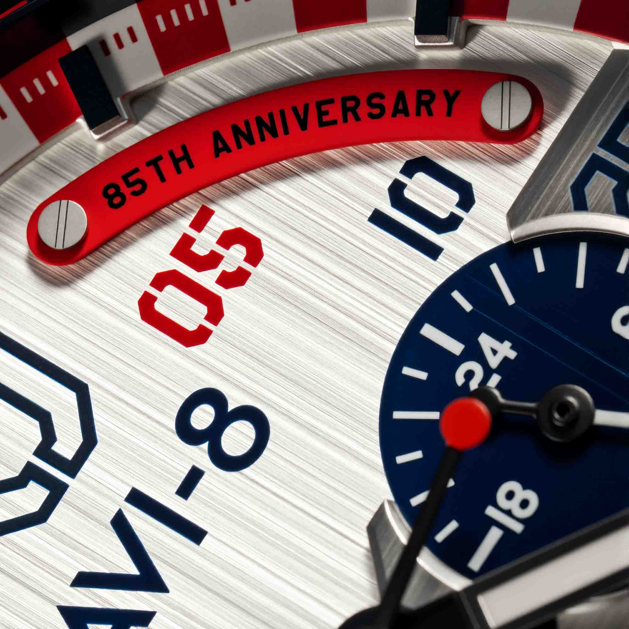 AVI-8 P-51 Mustang Kindelberger Chronograph 85th Anniversary Slipstream Silver Limited Edition - Image 7