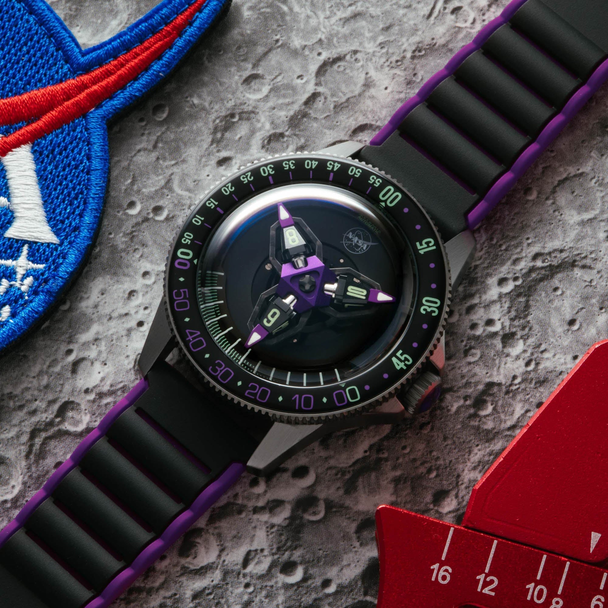 Xeric NASA Artemis Tumbler Automatic Flyby Limited Edition - Image 2