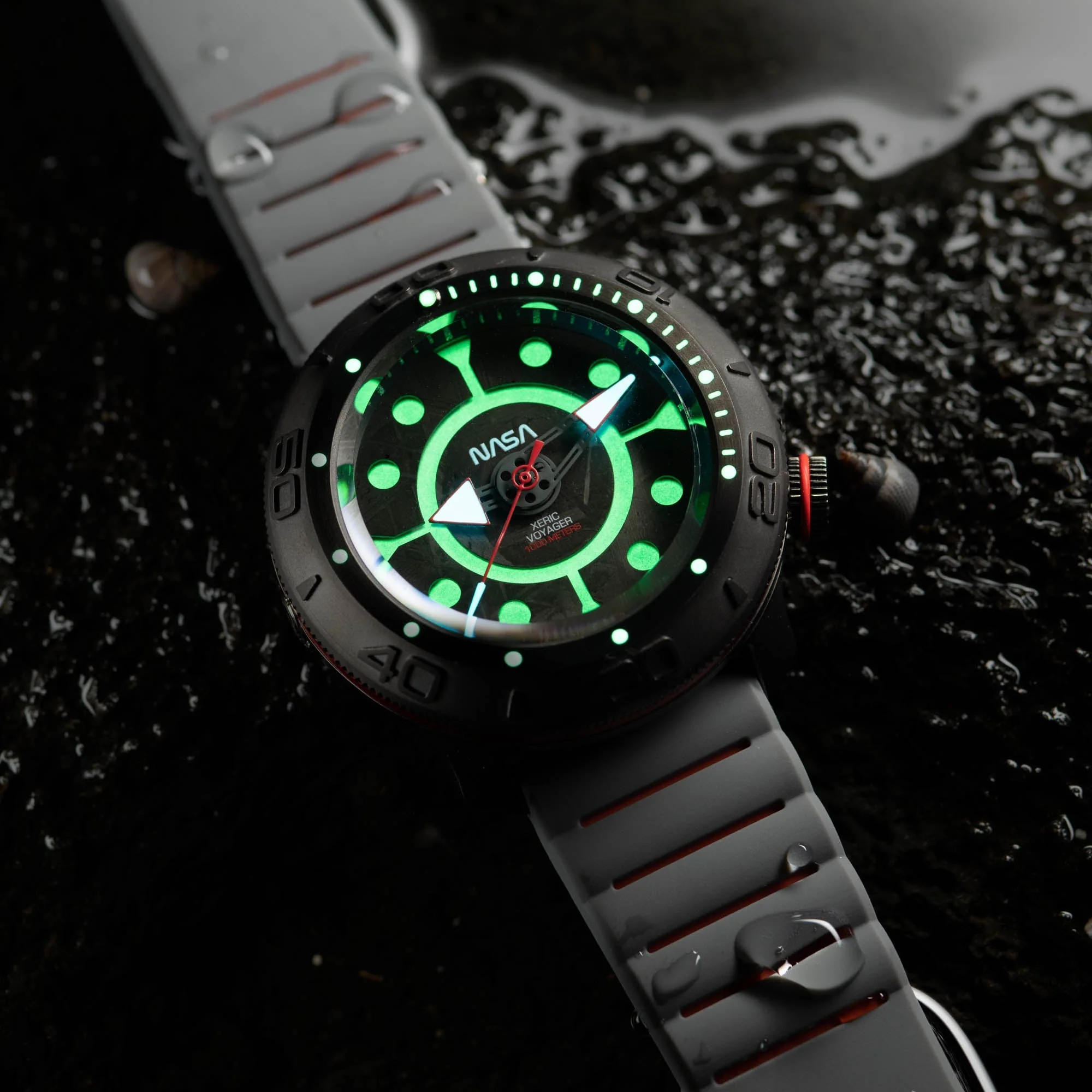 Xeric NASA Voyager Automatic 1000m Diver Meteorite - Image 5